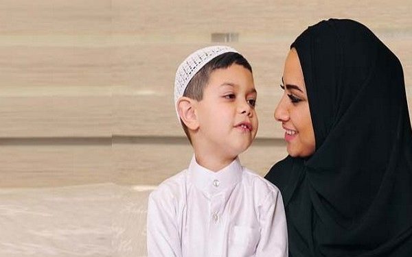 Mengajarkan Anak untuk Selalu Bersyukur