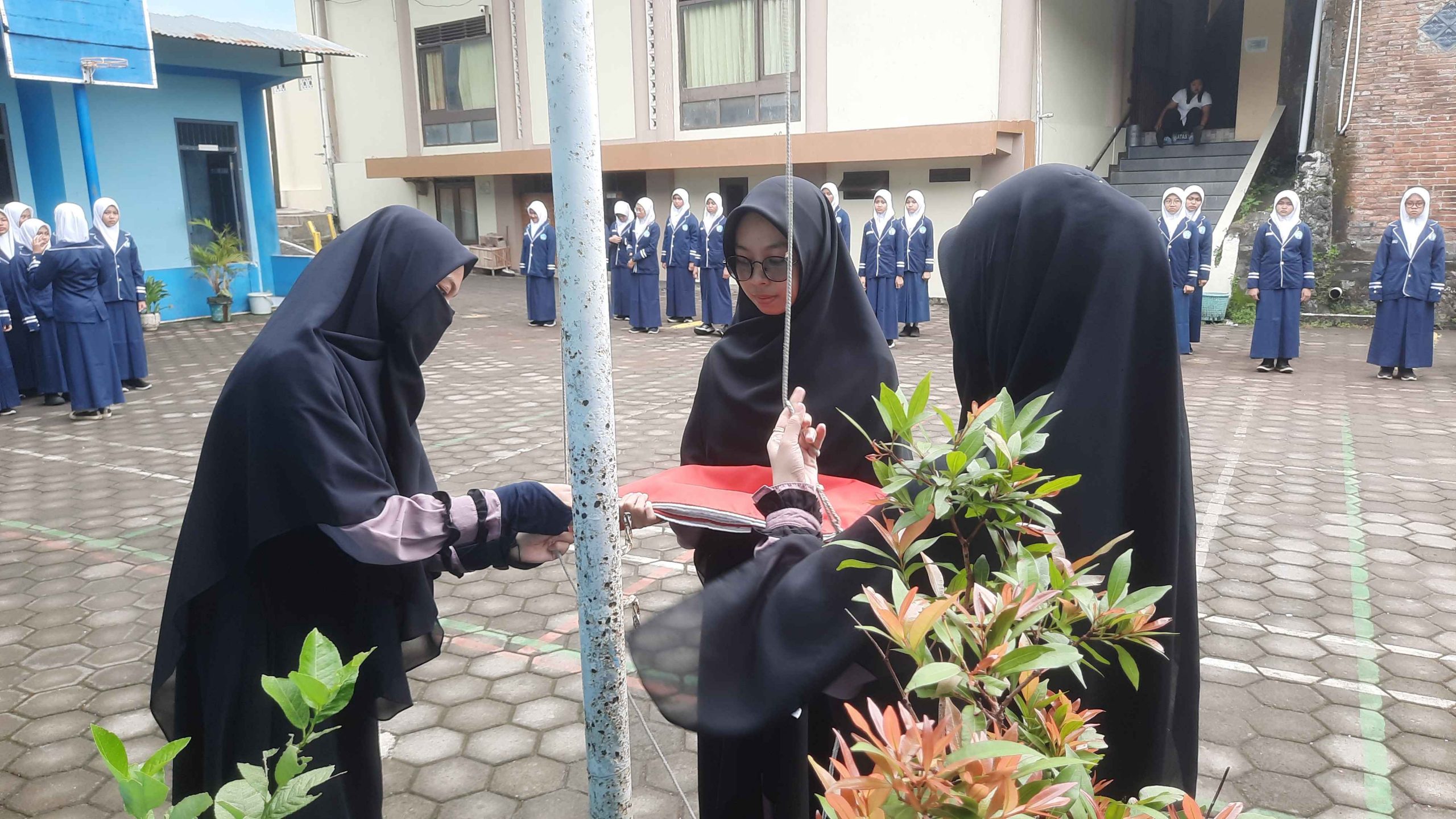 Guru Hebat, Indonesia Kuat: SMPIT Darul Fikri Bawen Peringati Hari Guru Nasional 2024 Guru Hebat, Indonesia Kuat: SMPIT Darul Fikri Bawen Peringati Hari Guru Nasional 2024