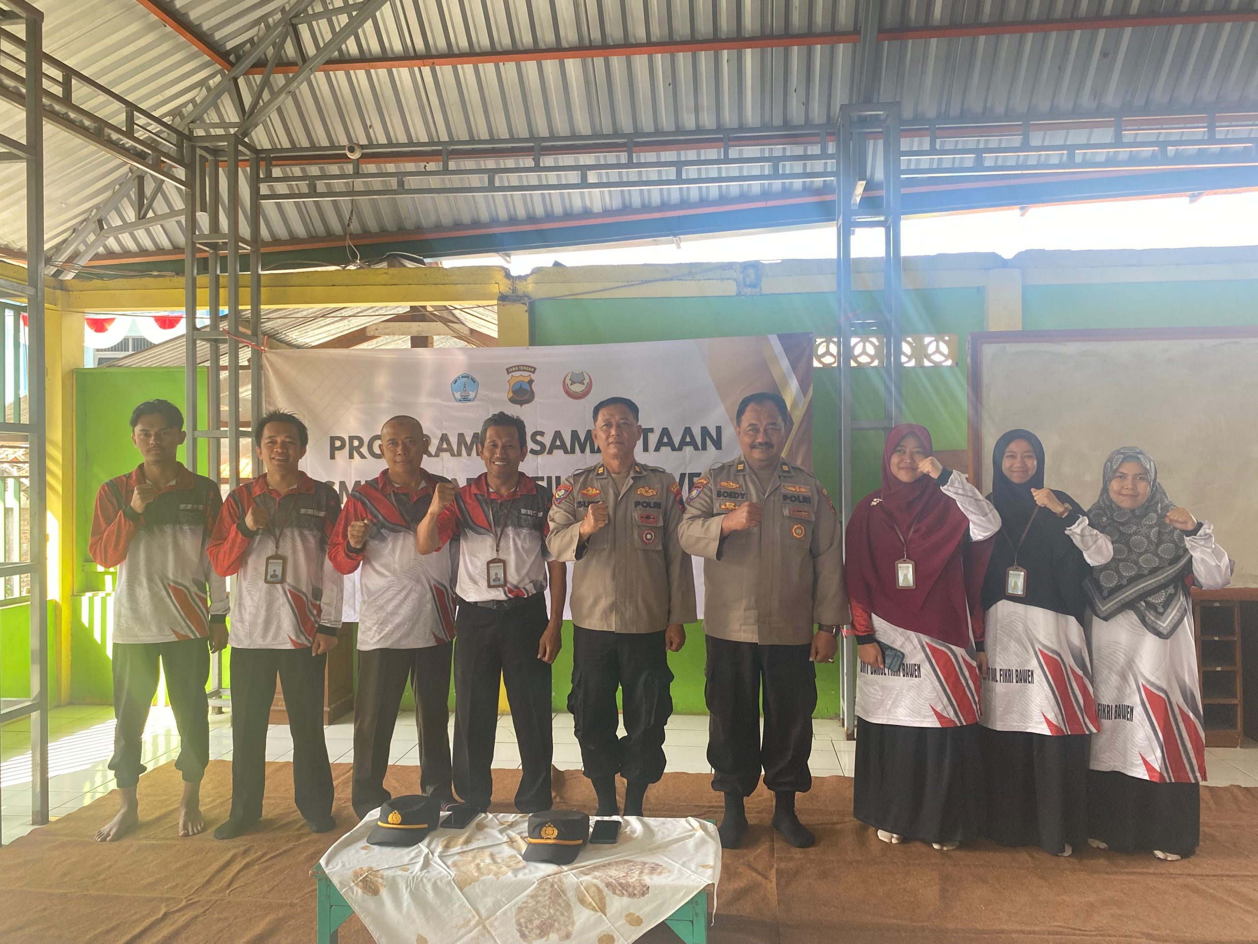 SMP IT Darul Fikri Bawen Gelar Program Kesamaptaan Bersama Polres Semarang SMP IT Darul Fikri Bawen Gelar Program Kesamaptaan Bersama Polres Semarang