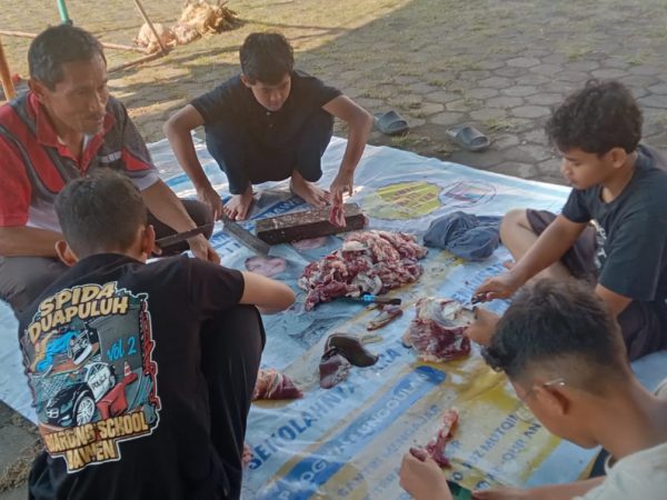 SMP IT Darul Fikri Bawen Gelar Praktik Ibadah Kurban, Tanamkan Nilai Kepedulian pada Siswa