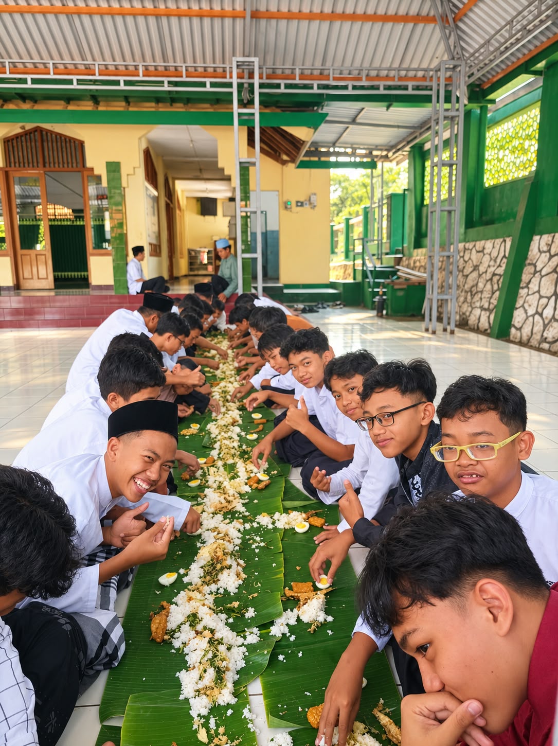 SMP IT Darul Fikri Bawen Peringati Hari Santri Nasional 2026 dengan Botram Kebersamaan dan Semangat Keislaman SMP IT Darul Fikri Bawen Peringati Hari Santri Nasional 2026 dengan Botram Kebersamaan dan Semangat Keislaman